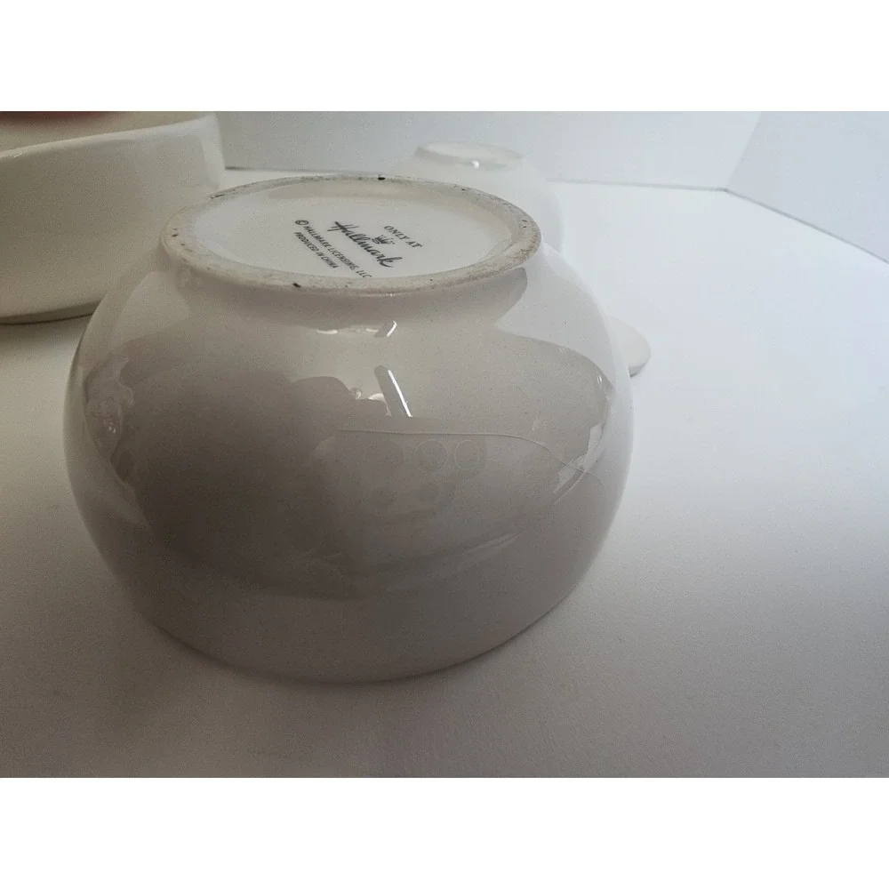 Hallmark Snowflake Nesting Ceramic Measuring Cups Set Of‎ 3